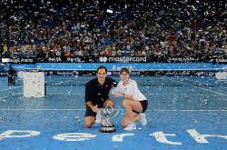 开云官网-拉沃尔杯翻盘戴维斯杯，梅德韦杰夫点燃赛场