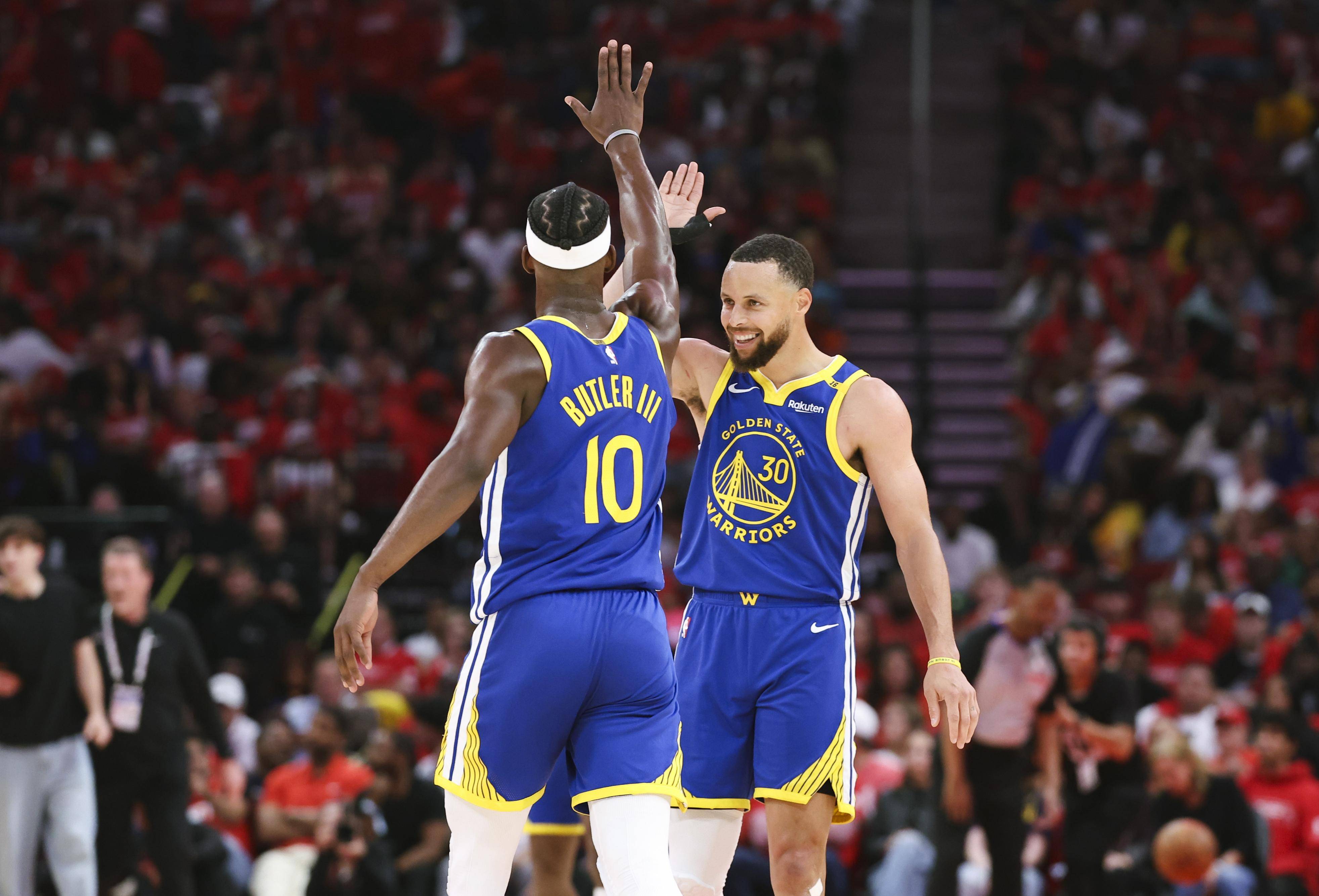包含NBA焦点战：勇士vs凯尔特人，逆转引发排名变化的词条
