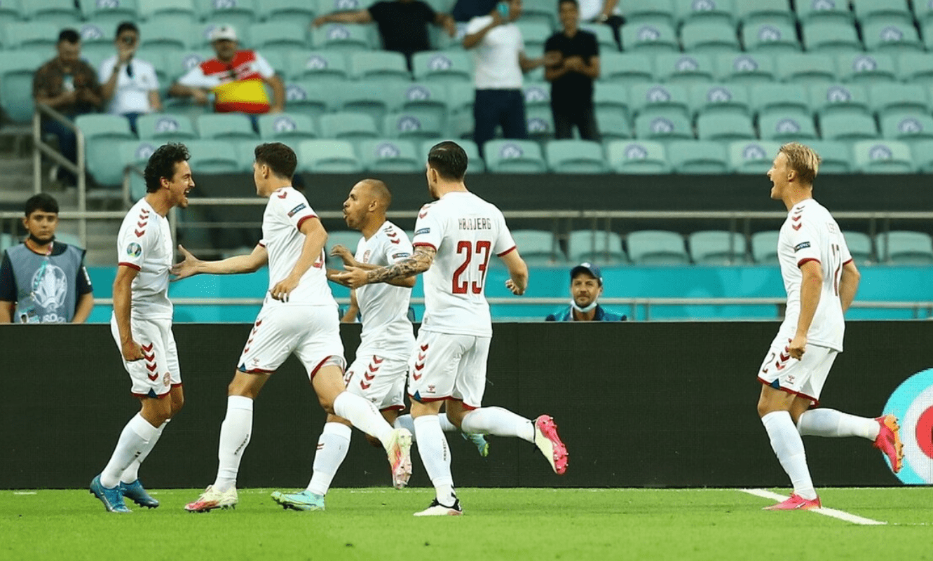 包含丹麦羽毛球队爆冷英格兰羽毛球队，马琳制霸全场的词条