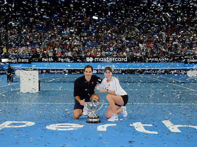 拉沃尔杯翻盘戴维斯杯,梅德韦杰夫点燃赛场 拉沃尔杯翻盘戴维斯杯,梅德韦杰夫点燃赛场