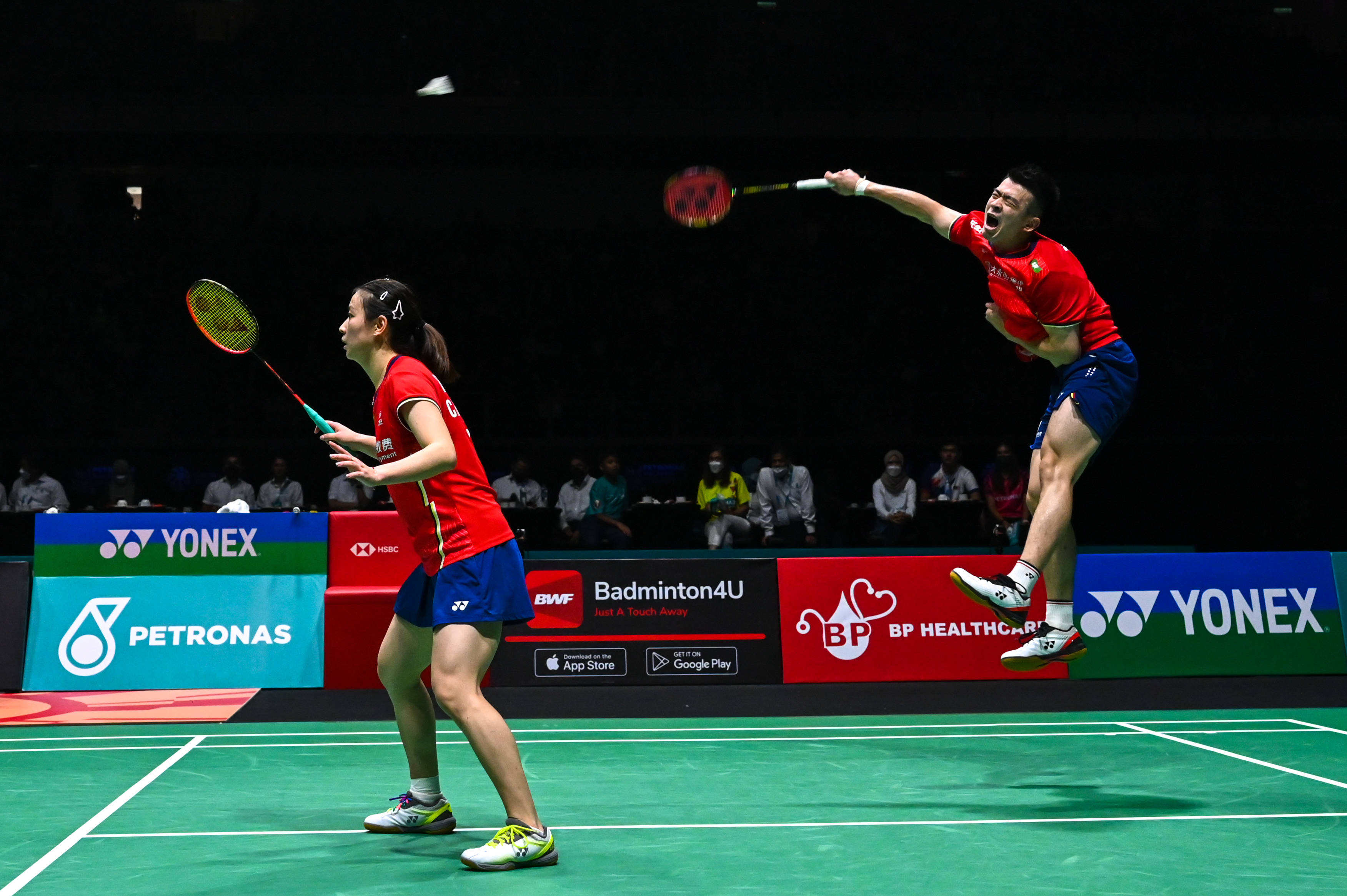 日本队力克马来西亚队，安赛龙关键制胜