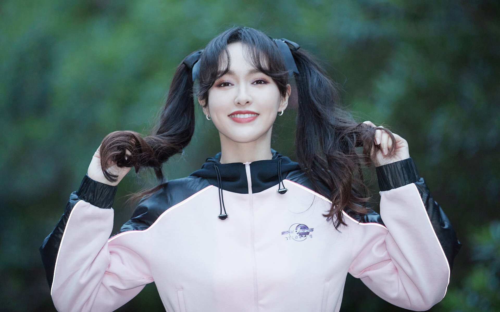 双线凯歌，尼日利亚足球正面击溃摩纳哥，萨内F1街道赛接管比赛